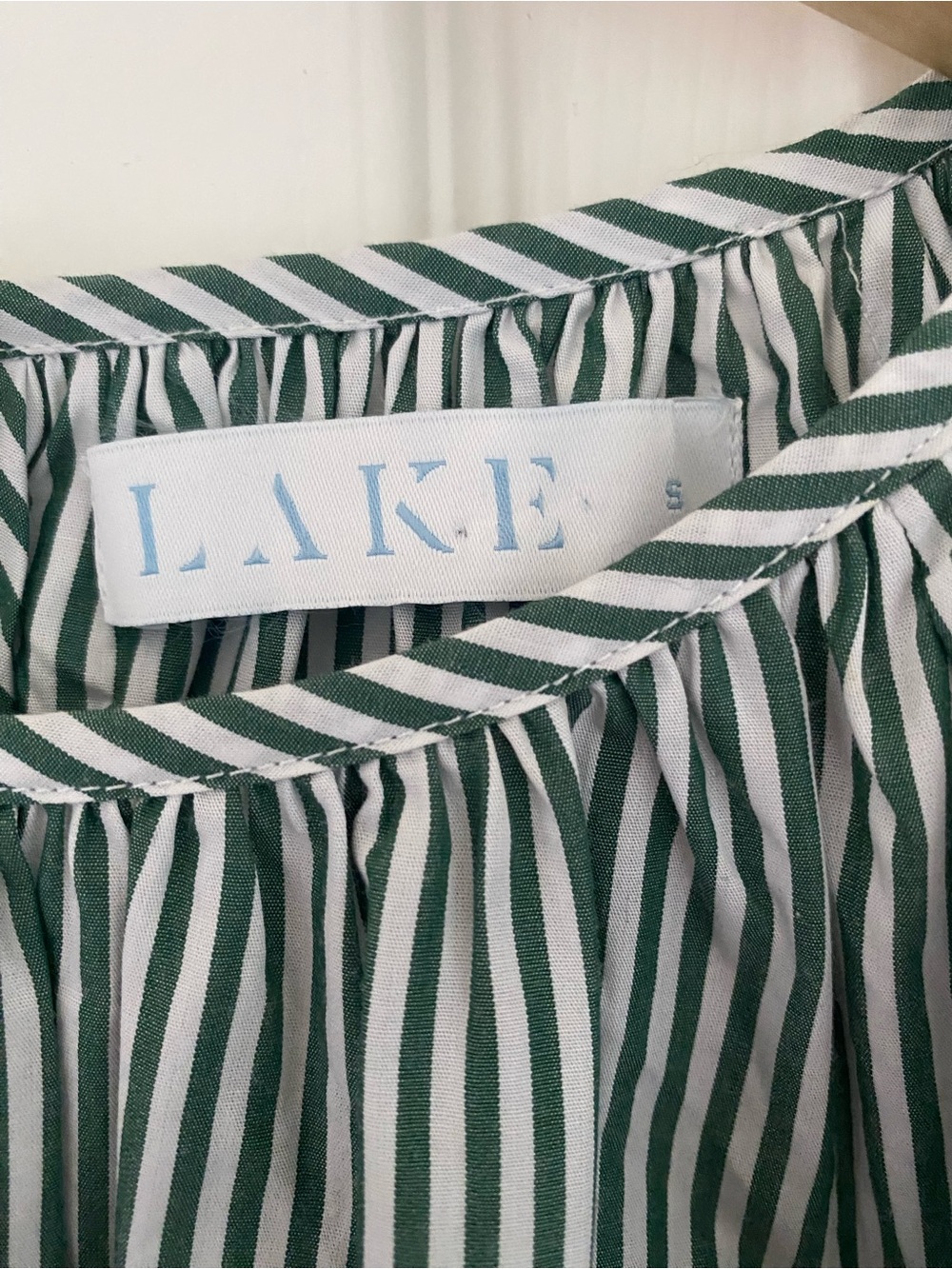 LAKE Striped Green Puff-Sleeve dress - Picture 6 of 7